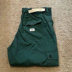 Wondery hiking cargo pants (short)